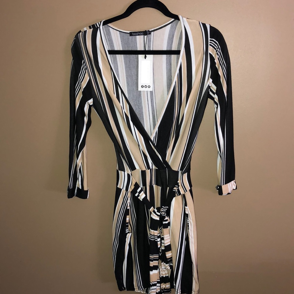 NW NWT Stripped Belted Romper